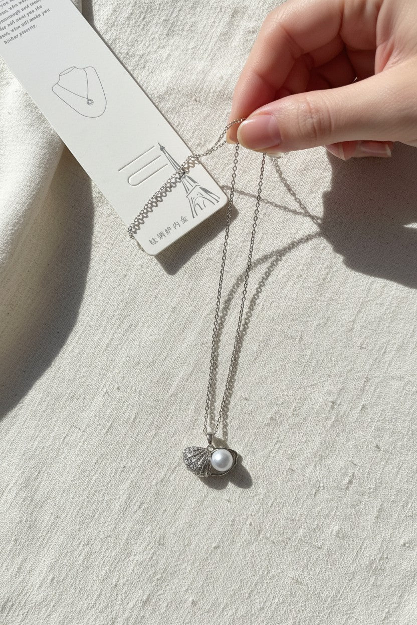 Silver Plated Pearl & Crystal Seashell Pendant Necklace for Women